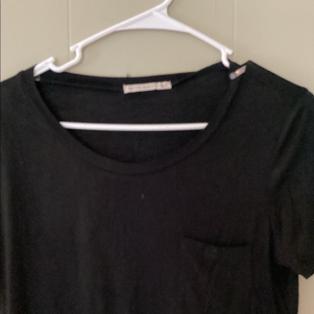 Black tee